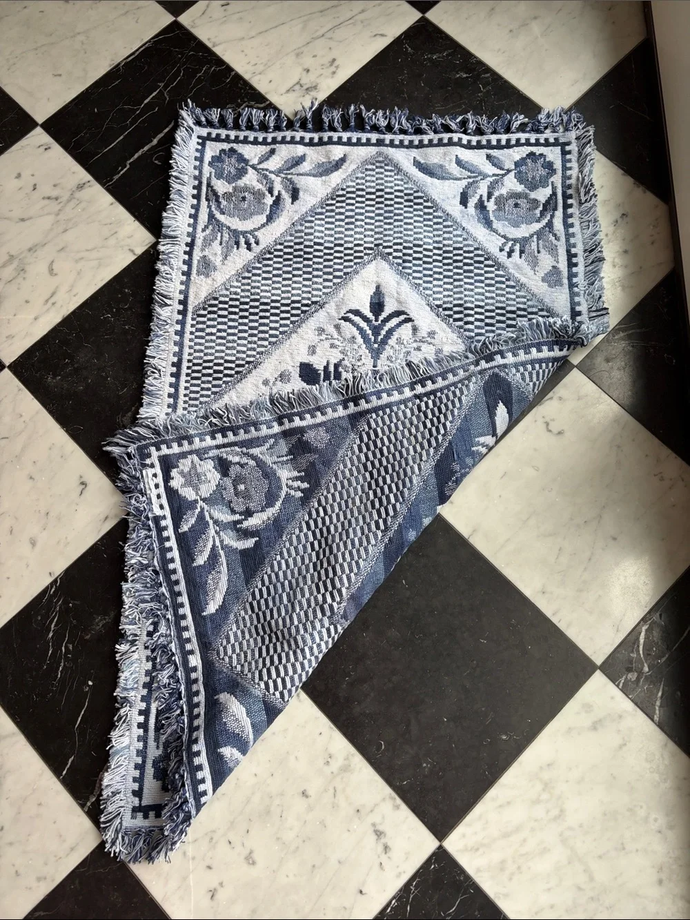 Blue & White Floral Diamond Accent Rug